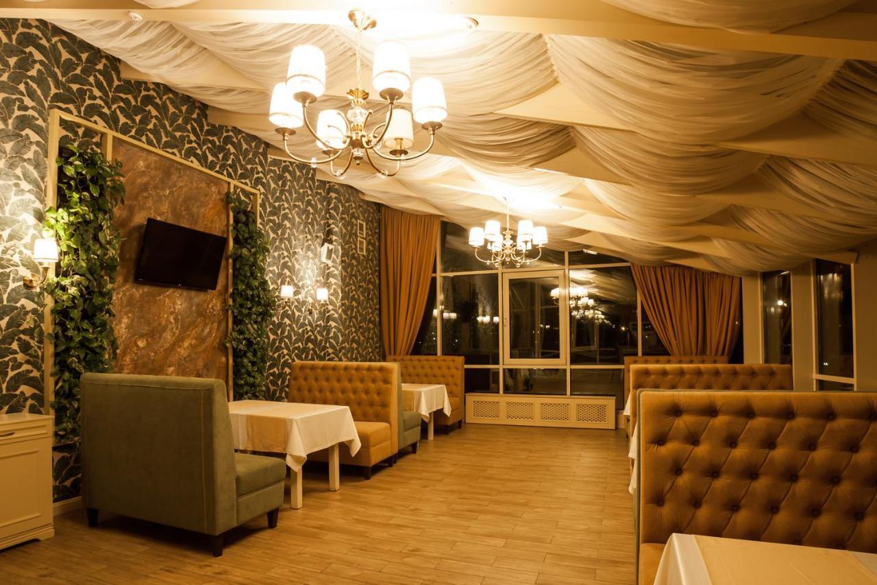 Maria Garden Hotel & Restaurant Iwano-Frankiwsk Exterior foto